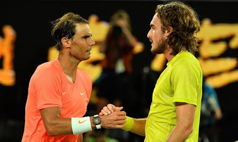 Στέφανος Τσιτσιπάς: Παγκόσμια υπόκλιση στον «Έλληνα Θεό του τένις» μετά τη νίκη απέναντι στον Ναδάλ